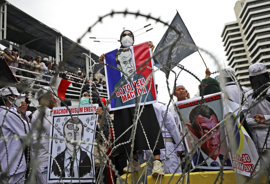 APTOPIX Indonesia French Muslim Protests
